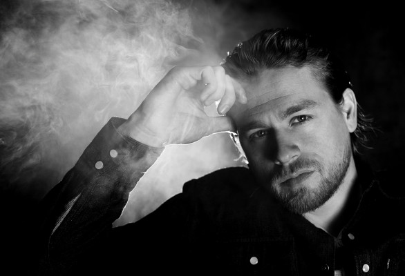 Charlie Hunnam pic #952454