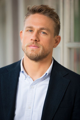 Charlie Hunnam pic #963097
