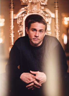 Charlie Hunnam pic #952858