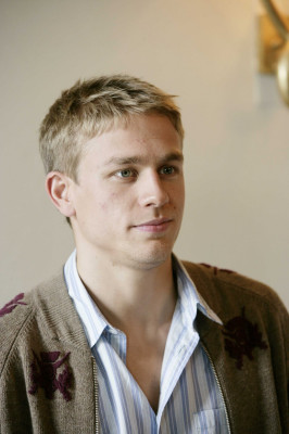 Charlie Hunnam pic #549732