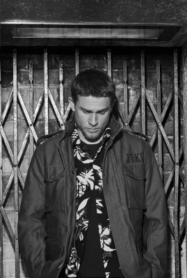 Charlie Hunnam pic #956465