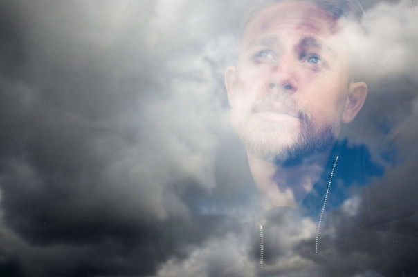 Charlie Hunnam pic #958543