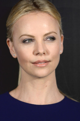 Charlize Theron pic #498639