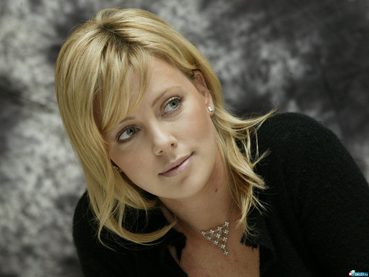 Charlize Theron pic #140789