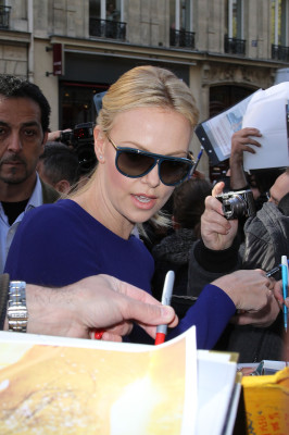 Charlize Theron pic #496050