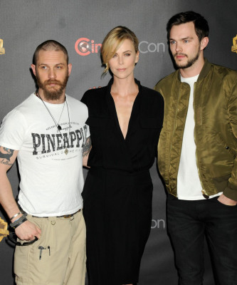 Charlize Theron pic #803145