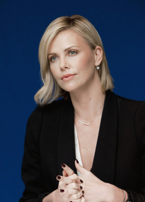 Charlize Theron pic #441121