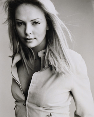 Charlize Theron pic #576482