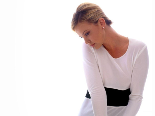 Charlize Theron pic #110931