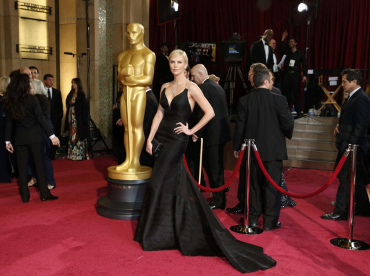 Charlize Theron pic #707137