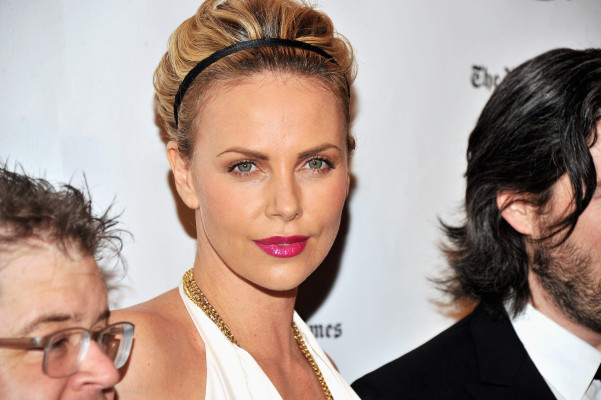 Charlize Theron pic #441630