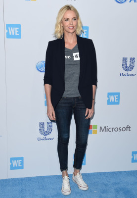 Charlize Theron pic #879611