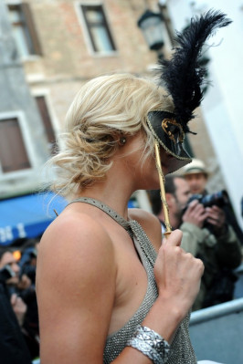 Charlize Theron pic #155886