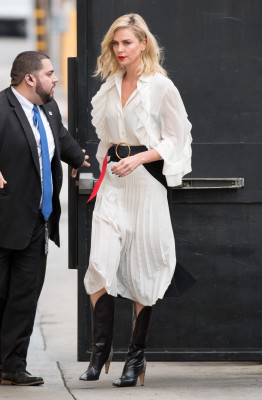 Charlize Theron pic #1051578
