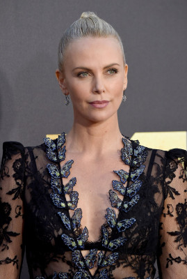 Charlize Theron pic #879827