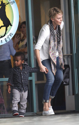 Charlize Theron pic #674106