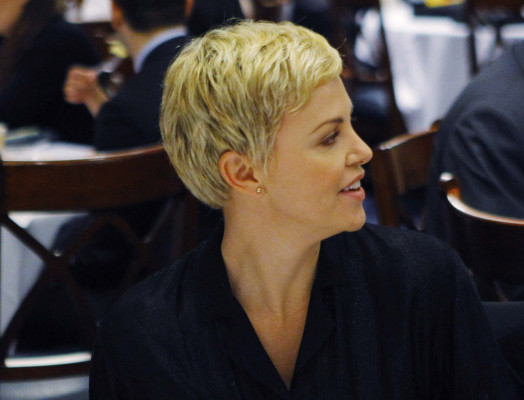 Charlize Theron pic #641940