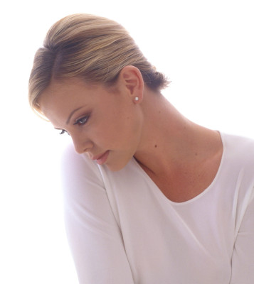 Charlize Theron pic #241102