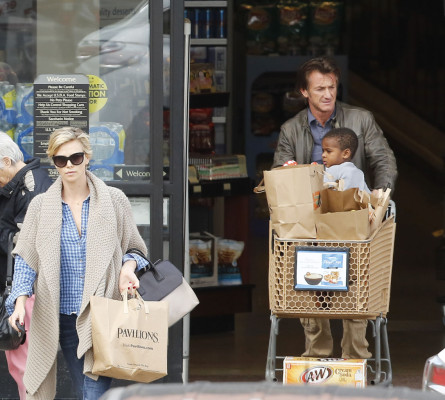 Charlize Theron pic #704534