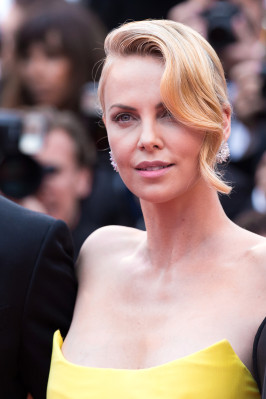Charlize Theron pic #807080