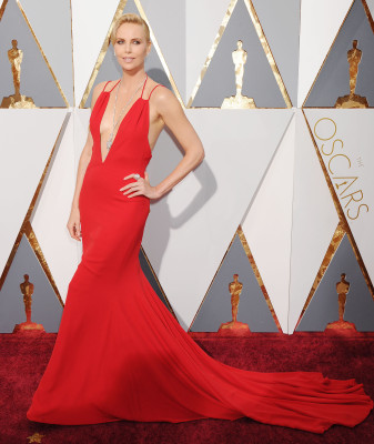 Charlize Theron pic #871137