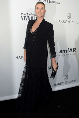Charlize Theron pic #919817