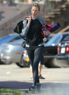 Charlize Theron pic #790473