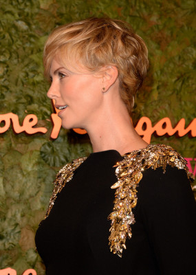 Charlize Theron pic #672887