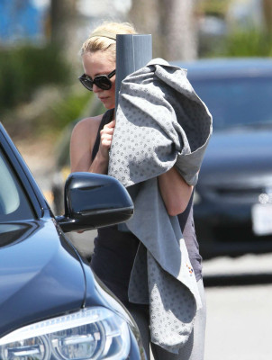 Charlize Theron pic #823597