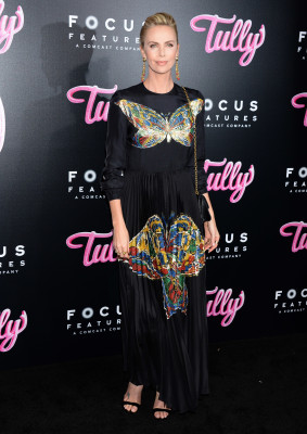 Charlize Theron pic #1063501