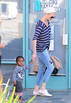 Charlize Theron pic #609578