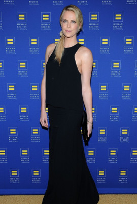 Charlize Theron pic #482568
