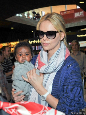 Charlize Theron pic #615701