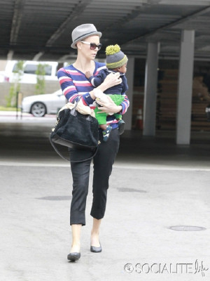 Charlize Theron pic #615696