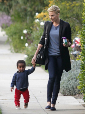 Charlize Theron pic #615707