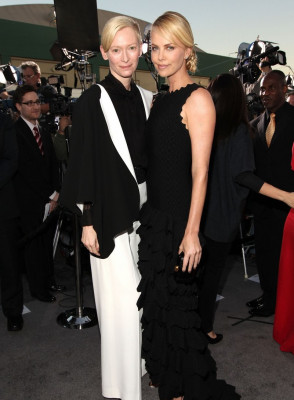 Charlize Theron pic #453913