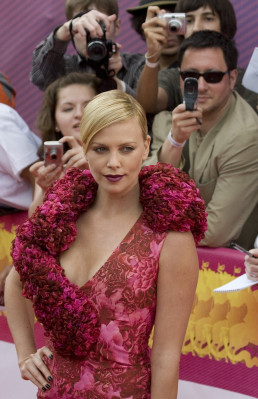 Charlize Theron pic #418208