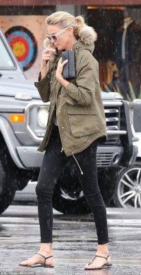 Charlize Theron pic #1029652