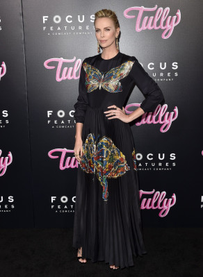 Charlize Theron pic #1066043