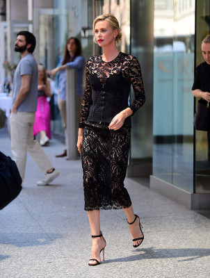 Charlize Theron pic #1067834