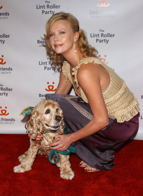 Charlize Theron pic #242157