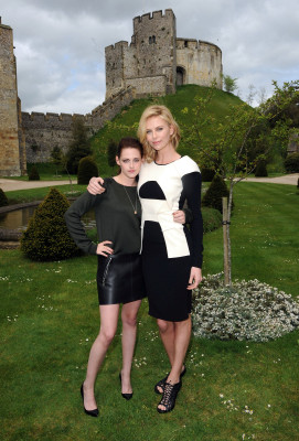 Charlize Theron pic #511343