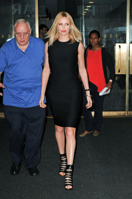 Charlize Theron pic #521660