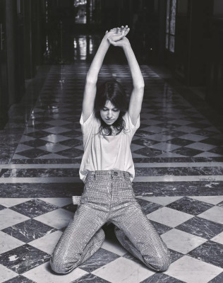 Charlotte Gainsbourg by Dant Studio for Madame Figaro // 2021