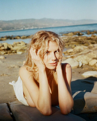 Charlotte McKinney – Retreat Magazine May 2022