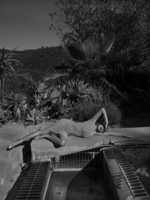 Charlotte Mckinney pic #891214