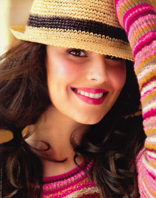 Cheryl Ann Fernandez-Versini pic #382585