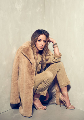 Chloe Bennet