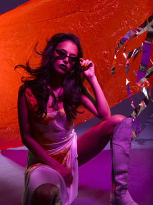 Chloe Bridges for Glassbook, 2018