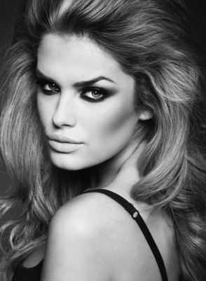 Chloe Lloyd pic #950070